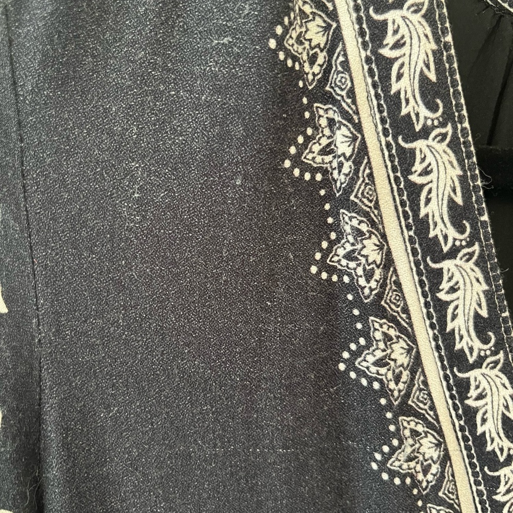 FARM Rio Black & White Paisley Maxi Dress - Picture 11 of 14